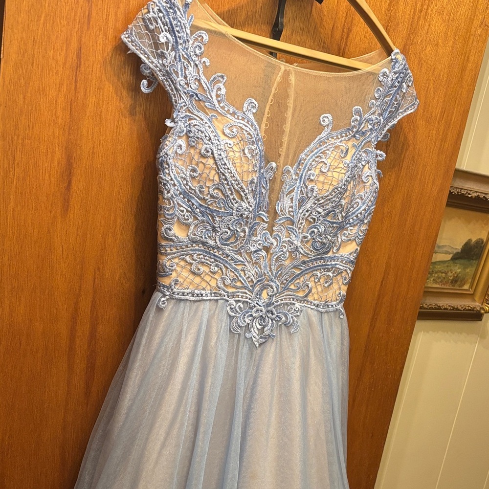 Elegant Blue Lace Prom Dress